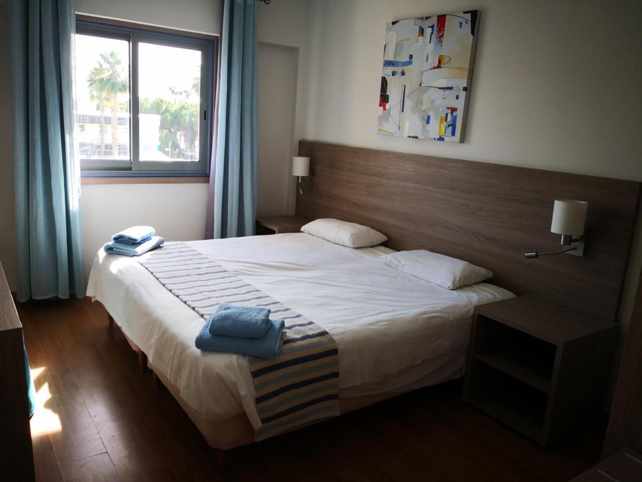 Lobelia Apartments Лимасол Екстериор снимка